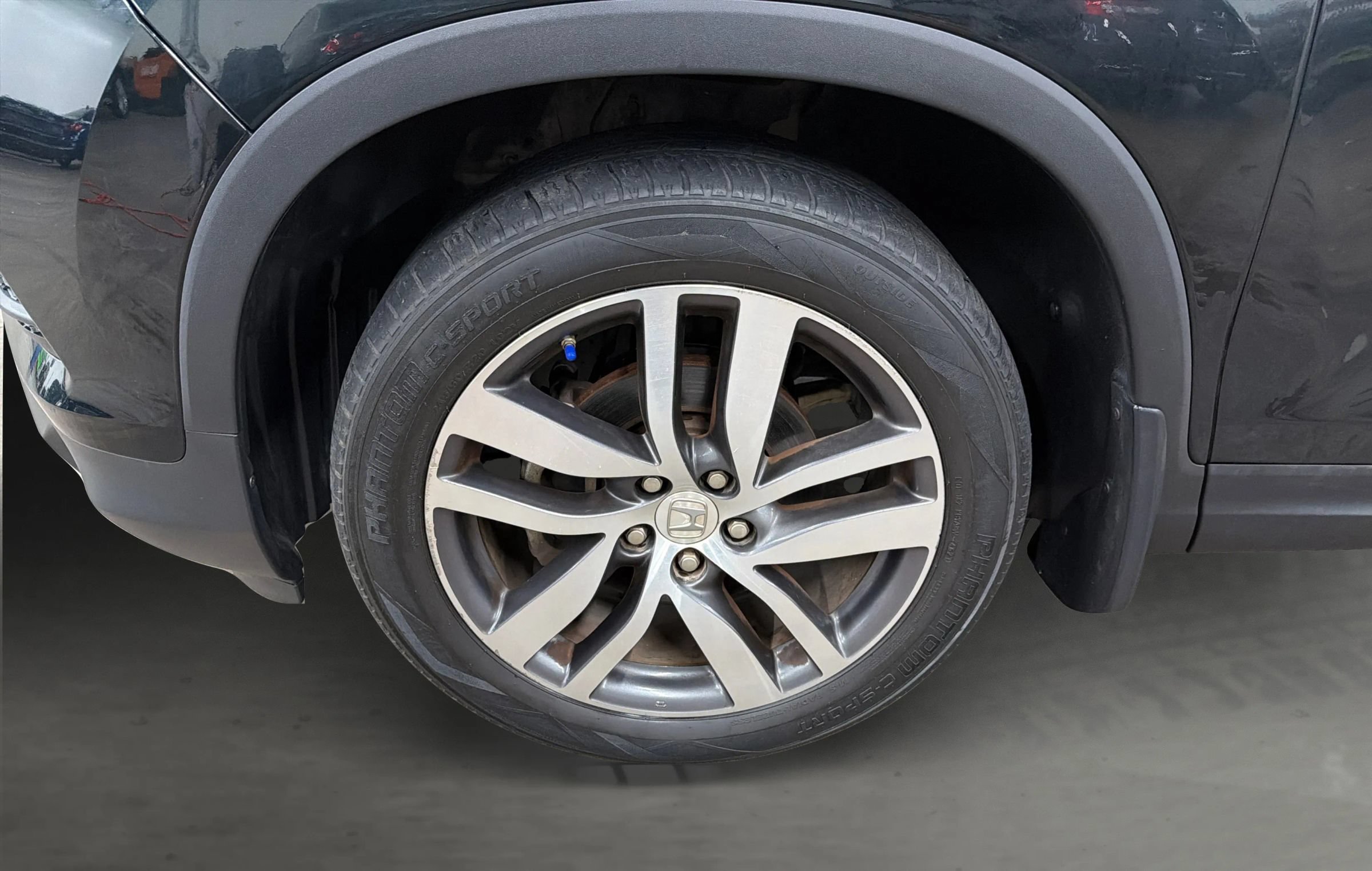 Used 2017 Honda Pilot Touring image 50