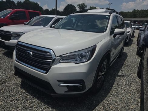 Used 2022 Subaru Ascent Limited w/ Technology Package AWD/4WD image 1