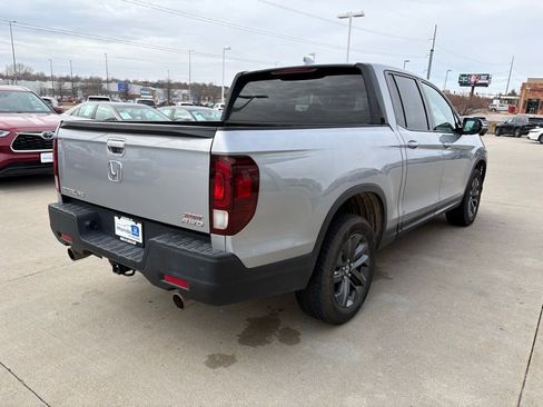 Used 2021 Honda Ridgeline Sport image 5