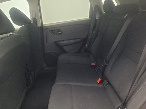 Used 2023 Nissan Rogue S AWD/4WD image 18