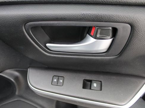 Used 2015 Toyota Camry SE FWD image 41
