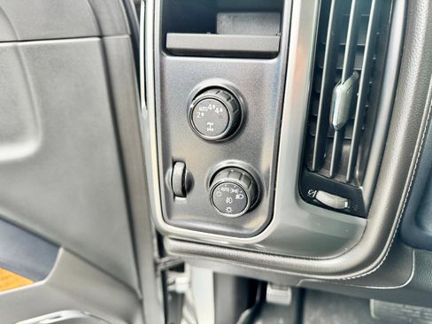 Used 2018 Chevrolet Silverado 1500 LTZ w/ LTZ Plus Package image 24