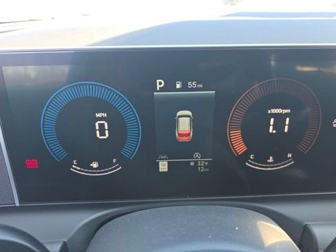 New 2026 Hyundai Tucson SE image 24