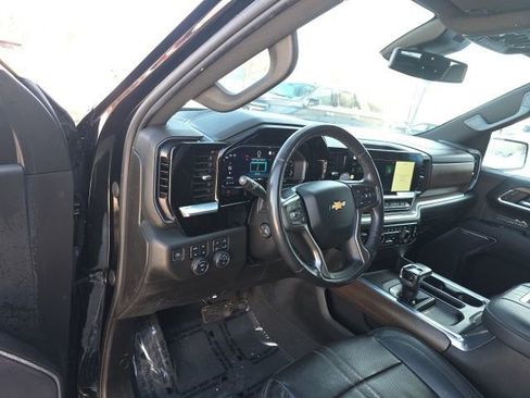 Used 2022 Chevrolet Silverado 1500 High Country image 23