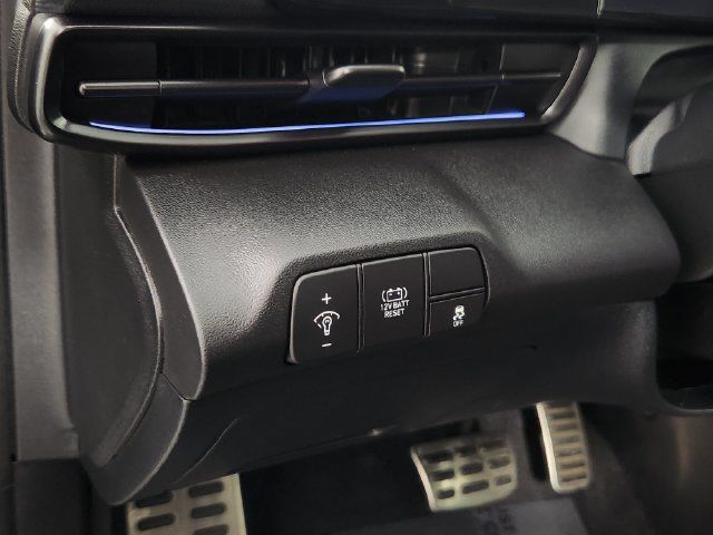Certified 2025 Hyundai Elantra SEL FWD image 21