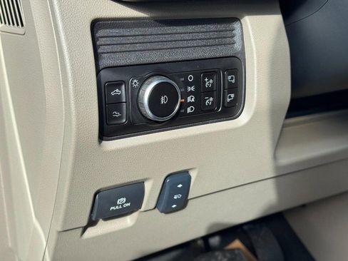 New 2026 Ford F350 Platinum w/ Platinum Plus Package image 17