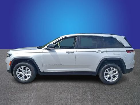 Used 2024 Jeep Grand Cherokee Limited AWD/4WD image 7