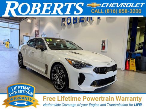 Used 2023 Kia Stinger GT2 image 1
