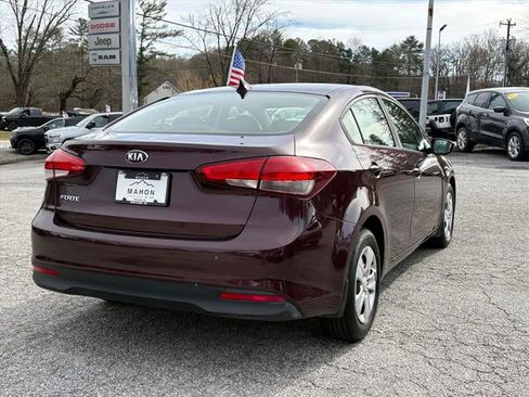 Used 2018 Kia Forte LX image 4