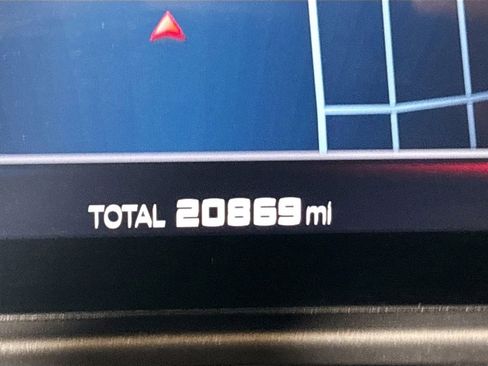 Used 2024 BMW M2 image 14