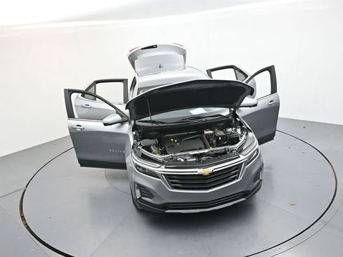 Used 2024 Chevrolet Equinox LT FWD image 45