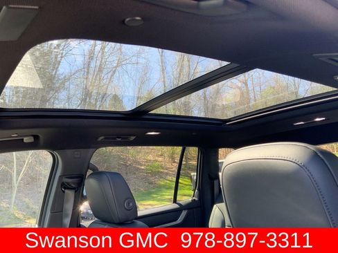 New 2026 GMC Acadia Elevation w/ Elevation Premium Package AWD/4WD image 19