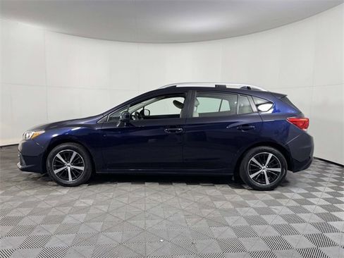 Used 2020 Subaru Impreza Premium image 11