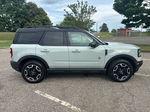 Certified 2023 Ford Bronco Sport Outer Banks w/ Tech Package AWD/4WD image 13