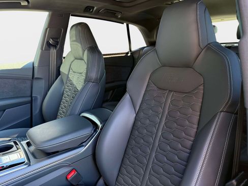 Used 2026 Audi RS Q8 performance image 43