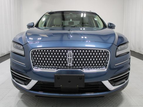Used 2019 Lincoln Nautilus Reserve AWD/4WD image 3