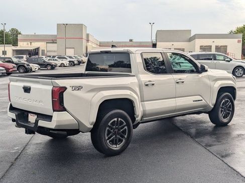 Used 2026 Toyota Tacoma TRD Sport RWD image 7