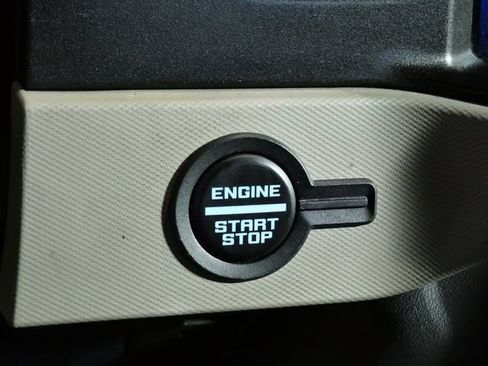 Used 2022 Ford Bronco Wildtrak AWD/4WD image 25