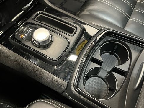 Used 2022 Chrysler 300 S image 7