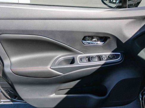 New 2025 Nissan Versa SR w/ Trunk Package image 22