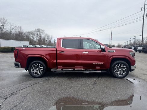 Used 2023 GMC Sierra 1500 SLT w/ SLT Premium Package image 7