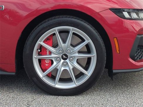 Used 2024 Ford Mustang GT Premium image 11