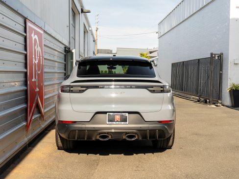 Used 2023 Porsche Cayenne Turbo GT AWD/4WD image 42