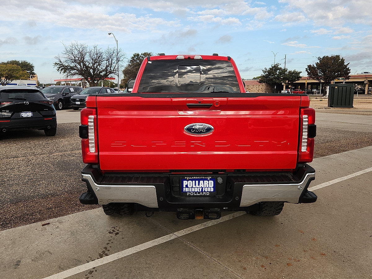 Used 2023 Ford F350 Lariat w/ Lariat Ultimate Package AWD/4WD image 4