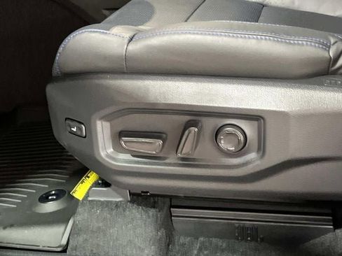 New 2026 Toyota Tundra Platinum AWD/4WD image 24