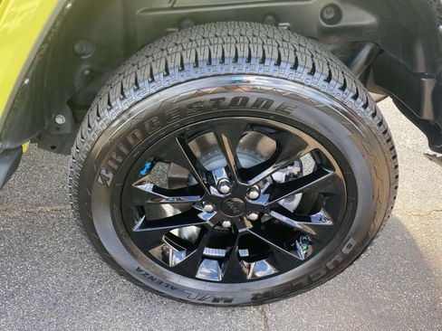 Used 2022 Jeep Wrangler Unlimited Sahara image 23