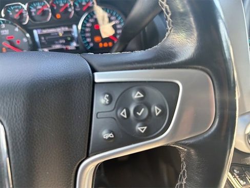 Used 2019 GMC Yukon XL SLT w/ HD Trailering Package image 11