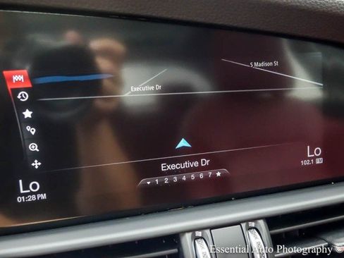 Used 2019 Alfa Romeo Giulia Ti w/ Nero Edizione AWD/4WD image 21