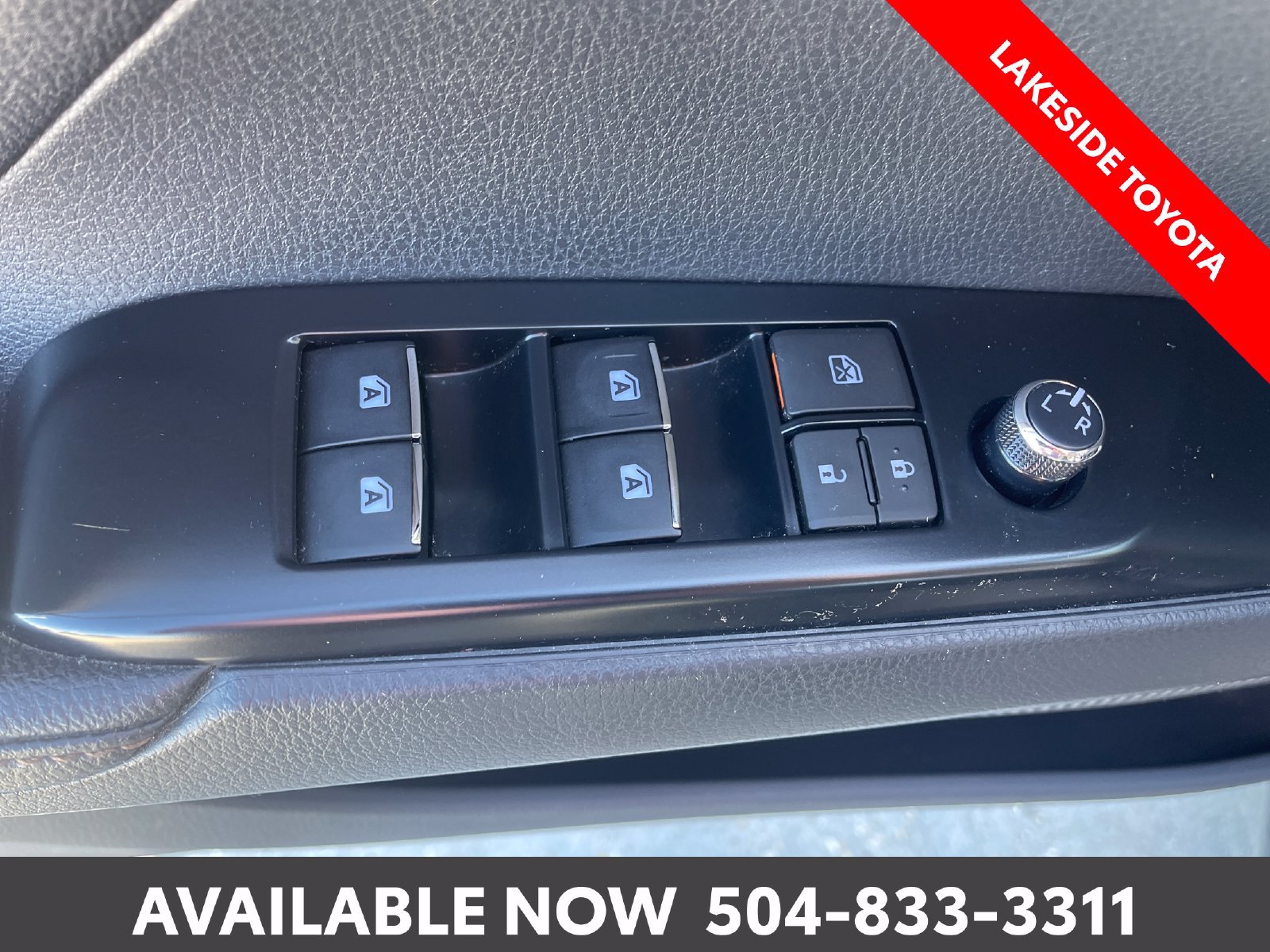 Certified 2018 Toyota Camry XLE FWD image 25