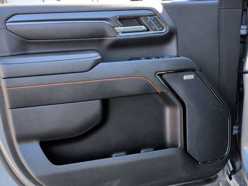 Used 2024 GMC Sierra 2500 AT4 w/ AT4 Premium Plus Package image 14