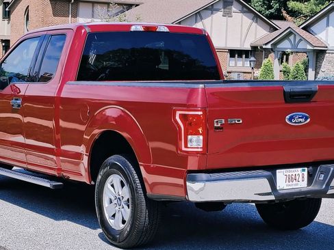 Used 2015 Ford F150 XLT AWD/4WD image 8