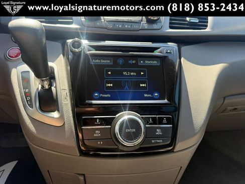 Used 2017 Honda Odyssey EX-L image 32