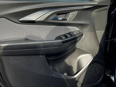 Used 2023 Chevrolet TrailBlazer LS image 12