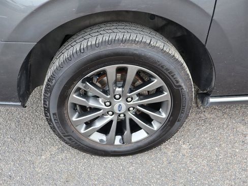Used 2019 Ford Expedition Max Limited AWD/4WD image 12