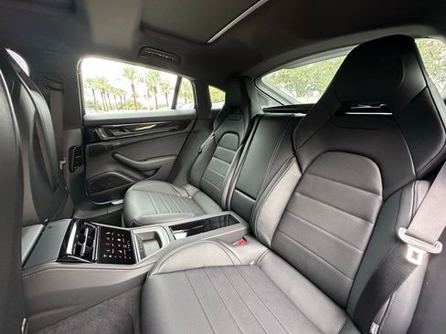Used 2026 Porsche Panamera 4 image 34