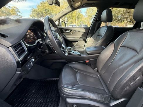 Used 2018 Audi Q7 3.0T Prestige image 10