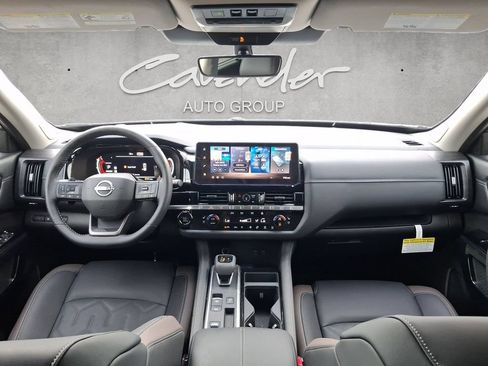 New 2026 Nissan Pathfinder Platinum FWD image 21