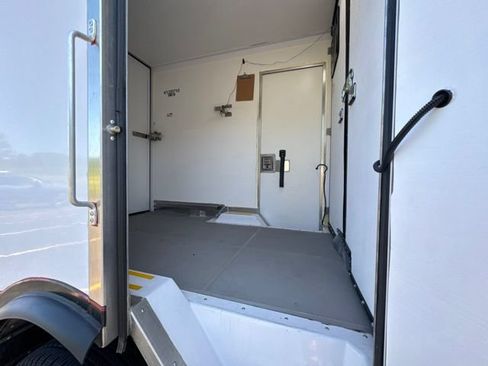 Used 2024 Ford E-350 and Econoline 350 Super Duty w/ Power Windows & Locks Group RWD image 33