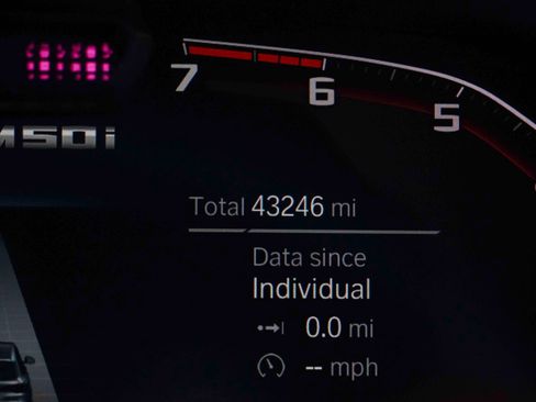 Certified 2023 BMW X5 M50i w/ Executive Package image 24