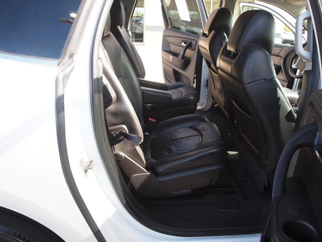 Used 2017 Chevrolet Traverse LT AWD/4WD image 7