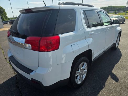 Used 2011 GMC Terrain SLE FWD image 3
