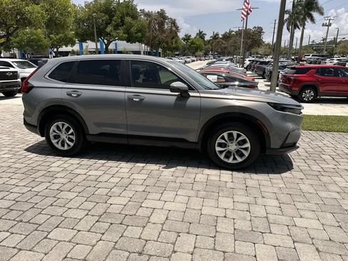 Used 2023 Honda CR-V LX image 15