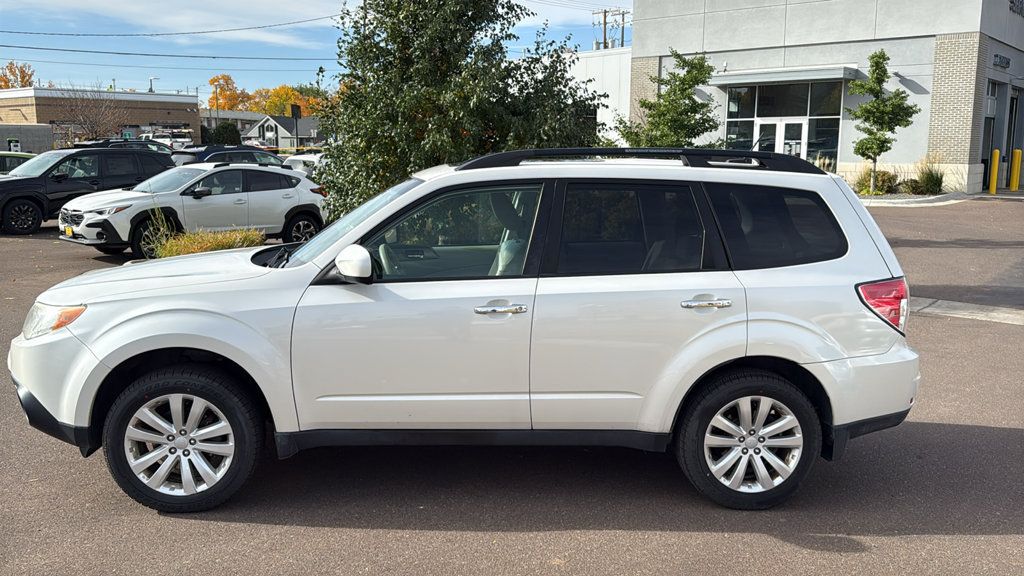 Used 2013 Subaru Forester 2.5X Premium AWD/4WD image 8