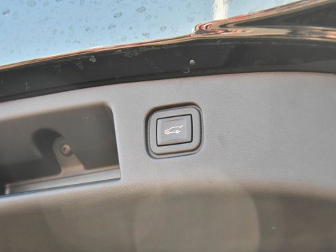 Used 2024 Honda Prologue Touring image 45