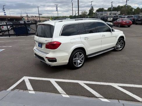 Used 2015 Mercedes-Benz GL 63 AMG 4MATIC image 13