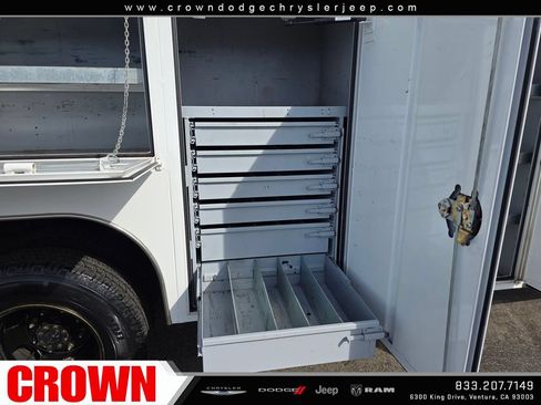 Used 2019 RAM 3500 Tradesman RWD image 21